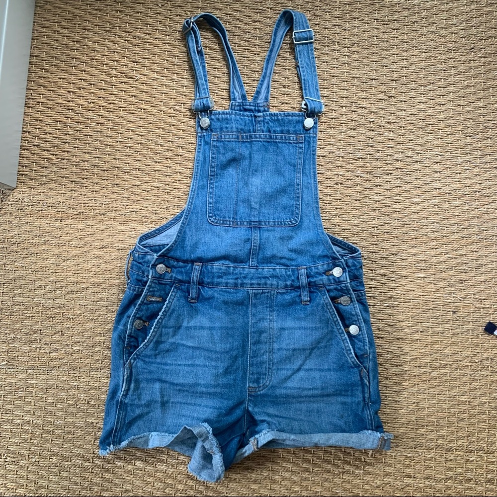 Madewell denim overall shorts, S